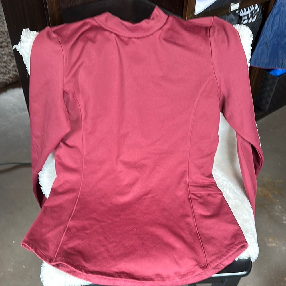 Women's Burgundy Top